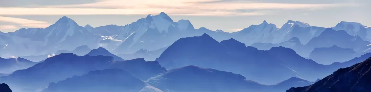 File:Glorious-blue-mountain-range.jpg ...
