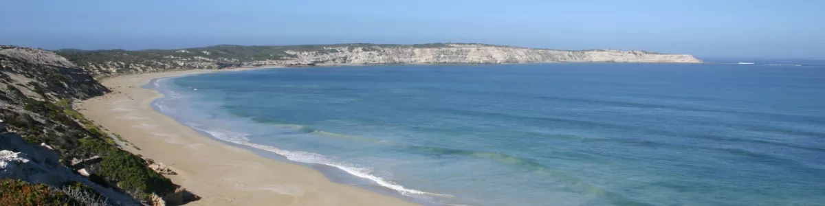 File:Coffin Bay National Park limestone ...