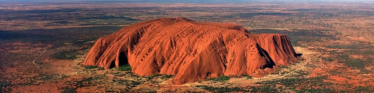 File:Uluru, helicopter view, cropped.jpg - Wikipedia