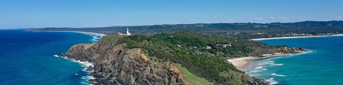 File:Byron Bay Lighthouse, Beach and ...