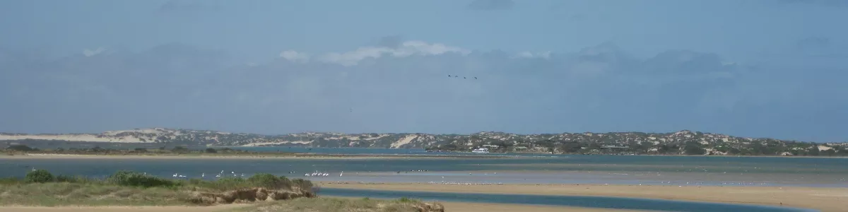 File:Entrance to Coorong.JPG - Wikipedia