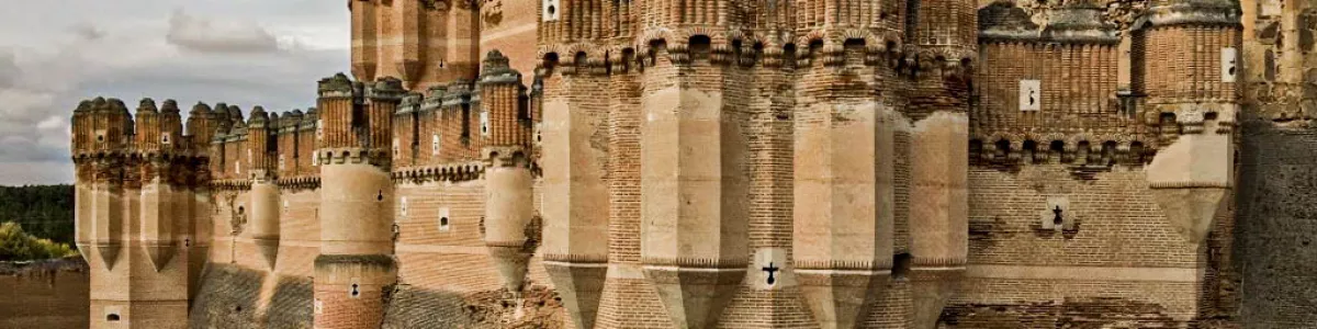 File:Castillo de Coca, Segovia.jpg - Wikimedia Commons