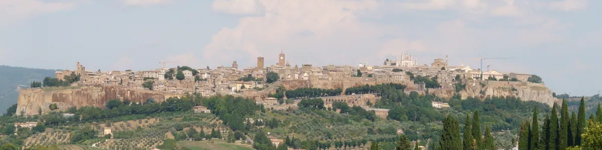 File:Orvieto-panorama.jpg - Wikimedia Commons