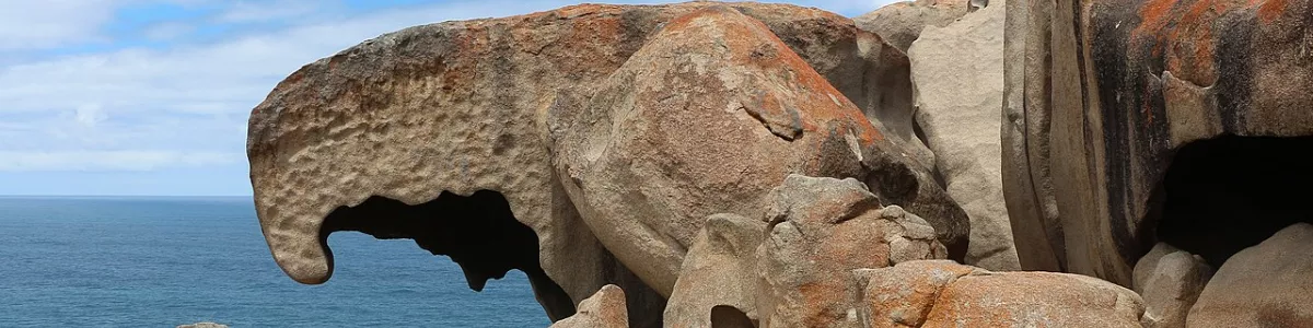File:Remarkable Rocks 02.jpg - Wikimedia Commons