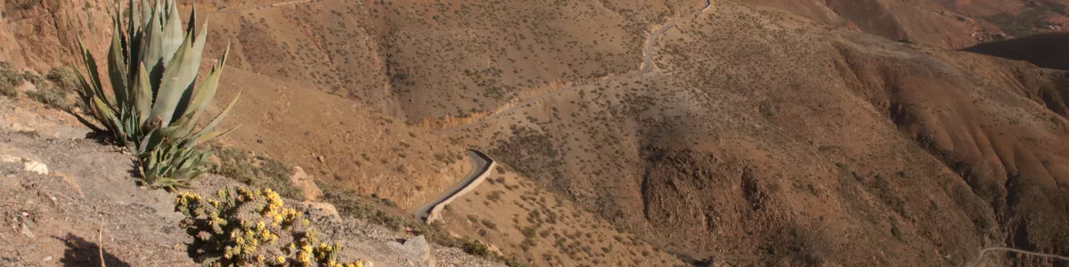 File:Tizi-n-Test Marokko.jpg - Wikimedia Commons